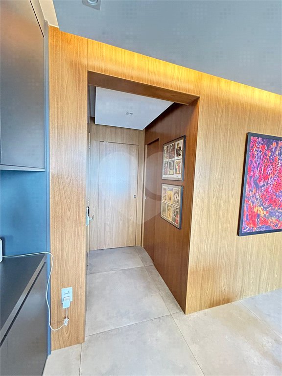 Apartamento à venda com 3 suítes em Barra Funda, São Paulo, SP