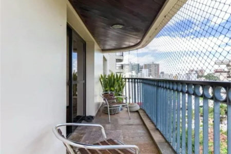 Apartamento à venda com 4 quartos, sendo 3 suítes,  em Vila Andrade, São Paulo, SP