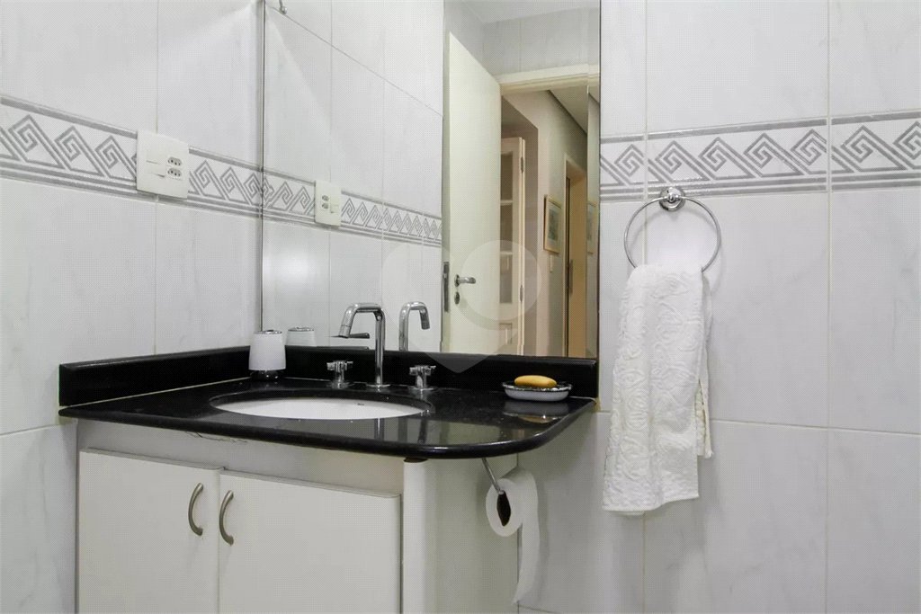 Apartamento à venda ou para alugar com 3 quartos, sendo 1 suíte,  em Sumarezinho, São Paulo, SP