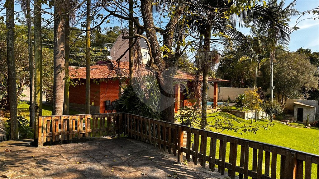 Casa à venda com 8 quartos, sendo 4 suítes, em Eldorado, Diadema, SP