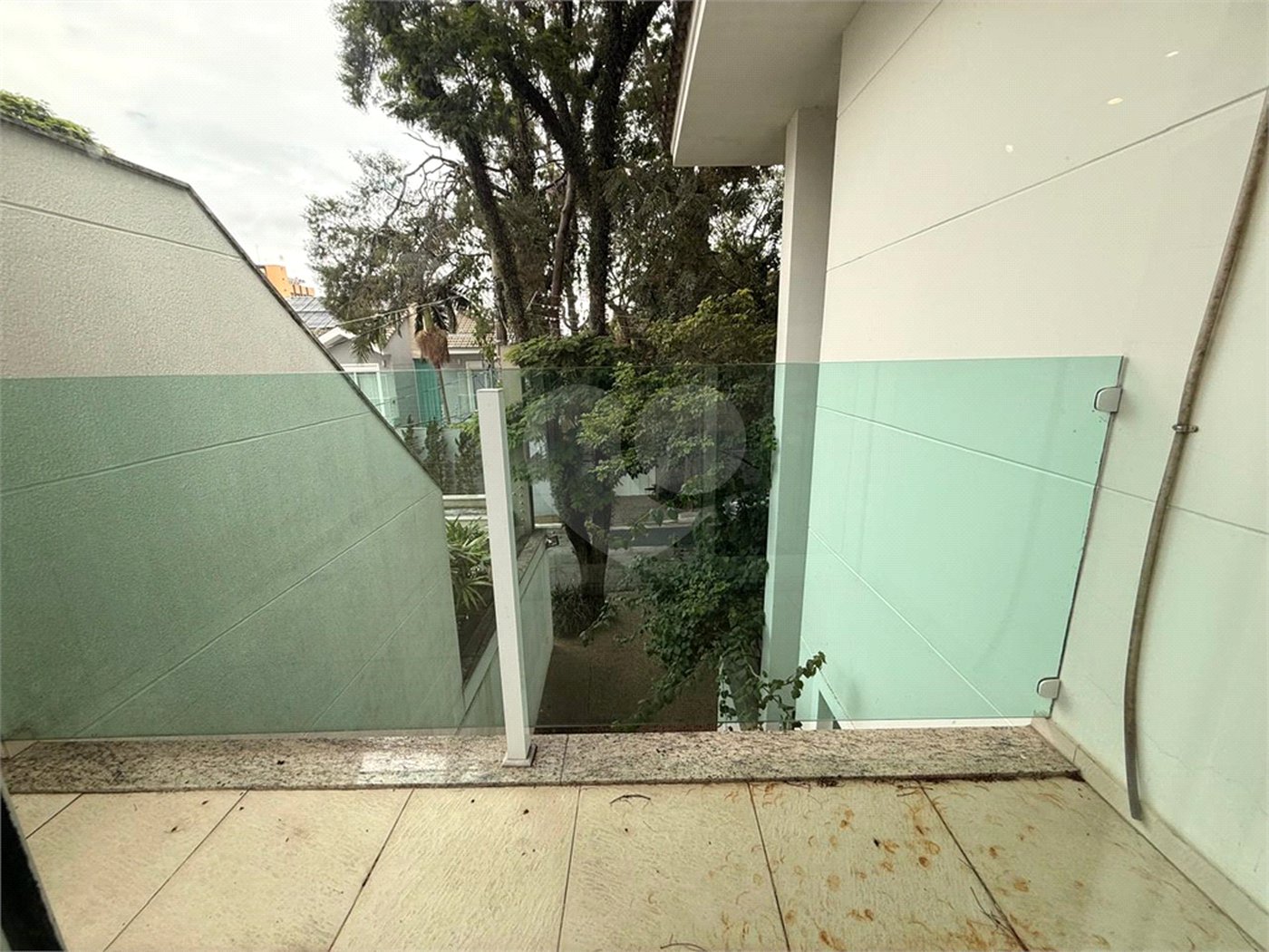 Sobrado à venda com 4 suítes em Jardim Floresta, São Paulo, SP