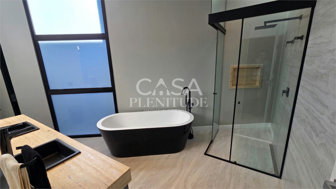 Casa em condomínio à venda ou para alugar com 4 suítes em Alphaville Nova Esplanada, Votorantim, SP