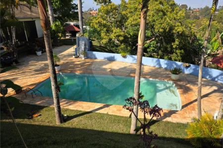 Chácara à venda com 4 quartos em Monterrey, Louveira, SP