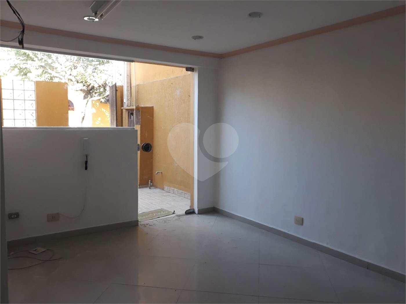 Sobrado para alugar com 4 quartos no Centro, São Roque, SP