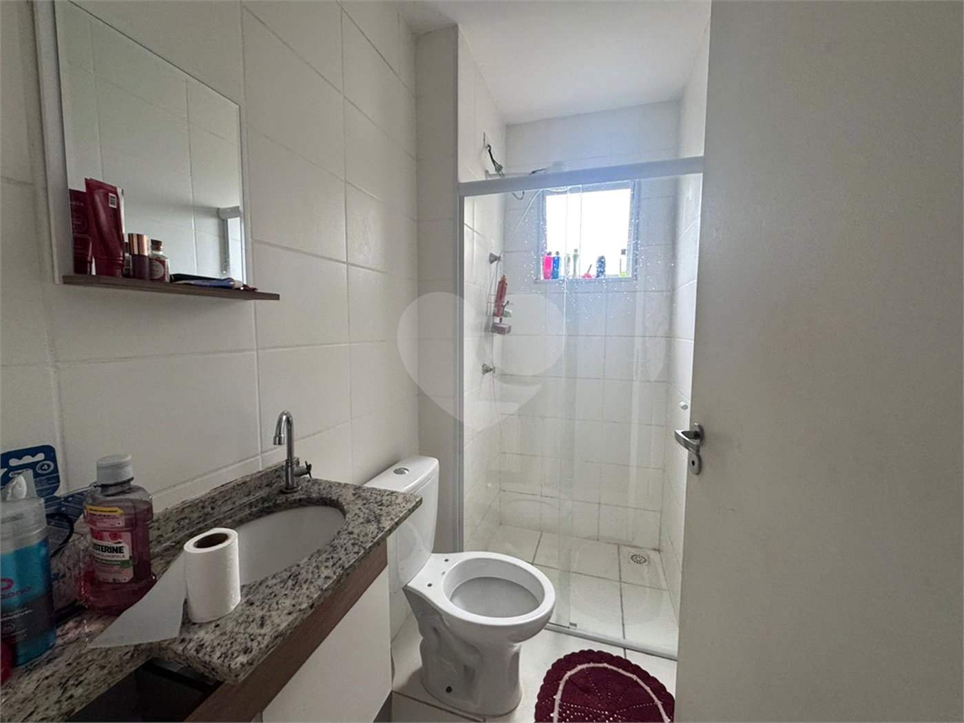 Apartamento de 49m2 á venda, no Parque das Oliveiras, em São Carlos.