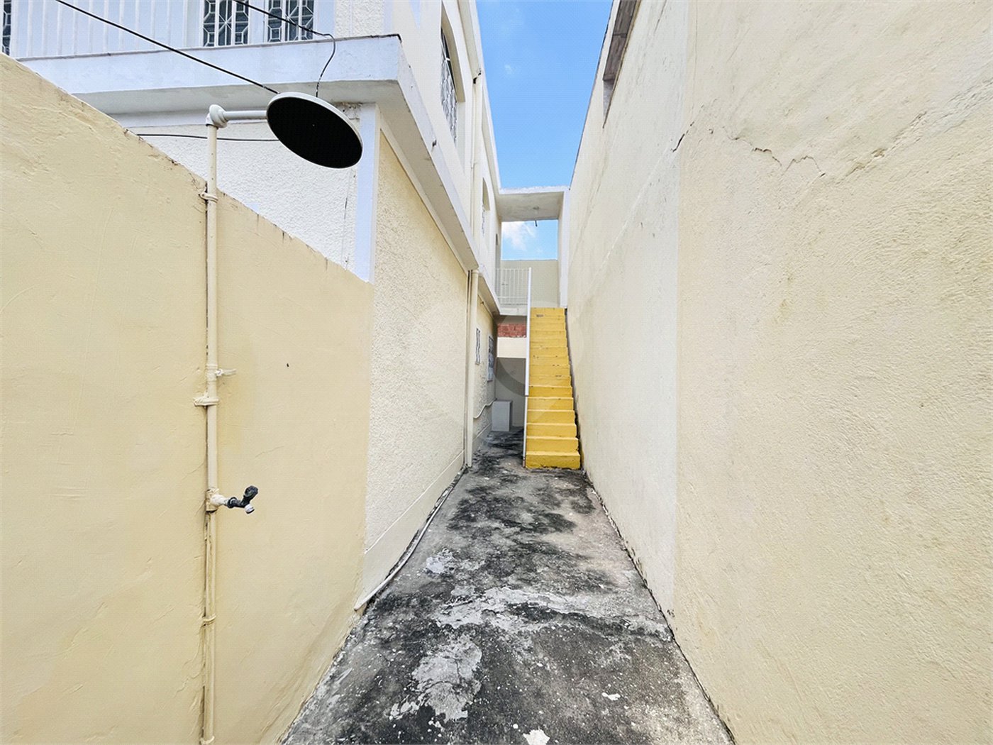 Casa à venda com 3 quartos em Campo Grande, Rio de Janeiro, RJ