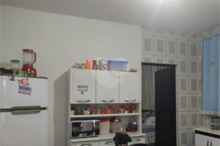 Sobrado à venda com 4 quartos em Parque Bom Retiro, Paulínia, SP