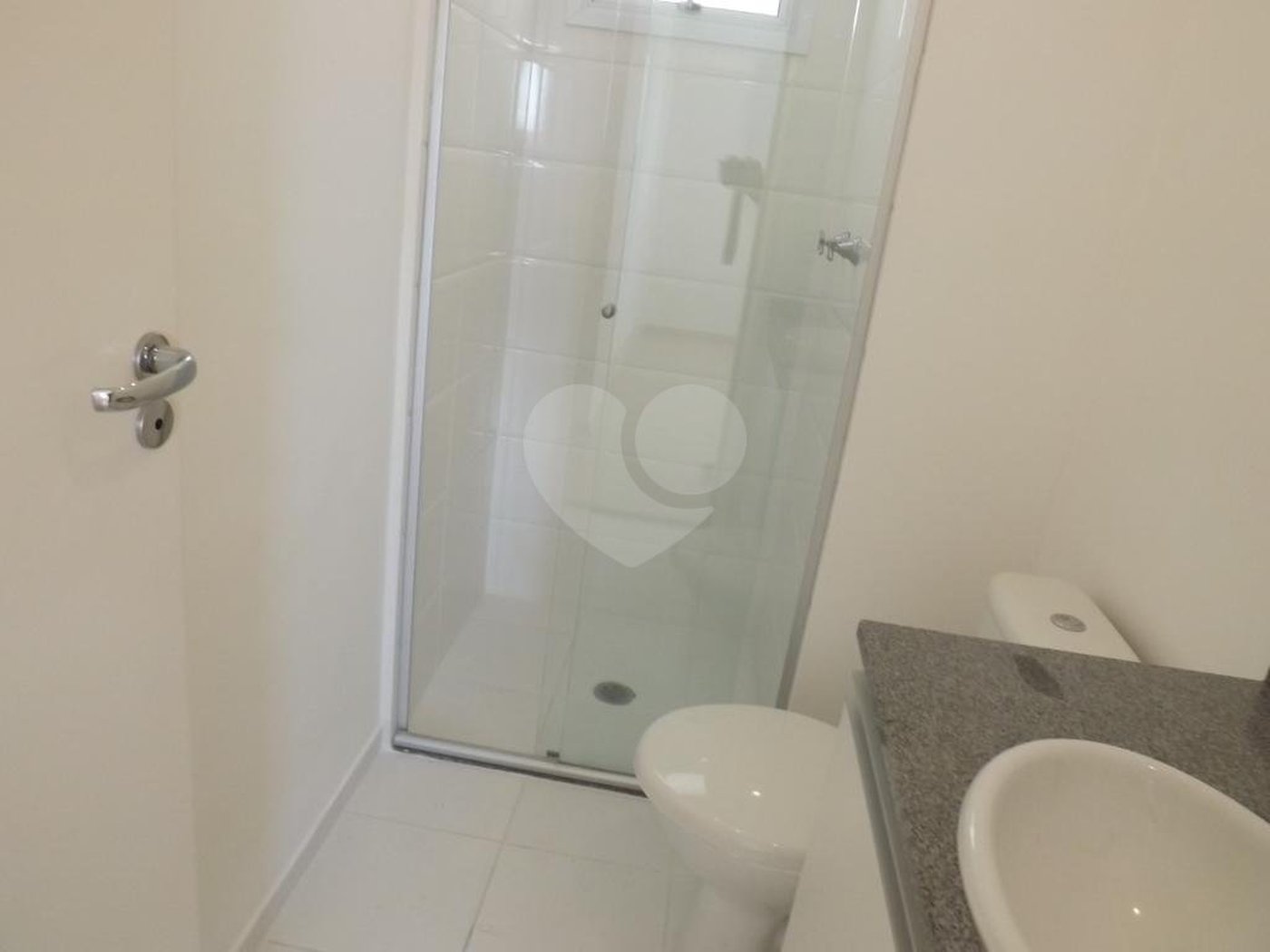 Apartamento à venda com 3 quartos, sendo 1 suíte, em Cidade São Francisco, São Paulo, SP