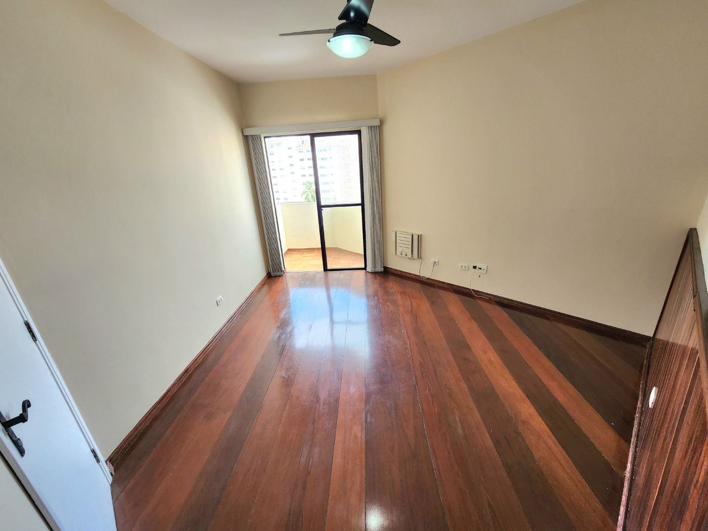 Apartamento para alugar, 47 m² por R$ 3.790,00/mês - José Menino - Santos/SP