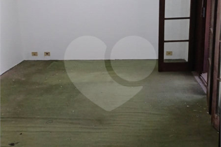 Sobrado à venda ou para alugar com 5 quartos, sendo 1 suíte,  em Vila Ida, São Paulo, SP