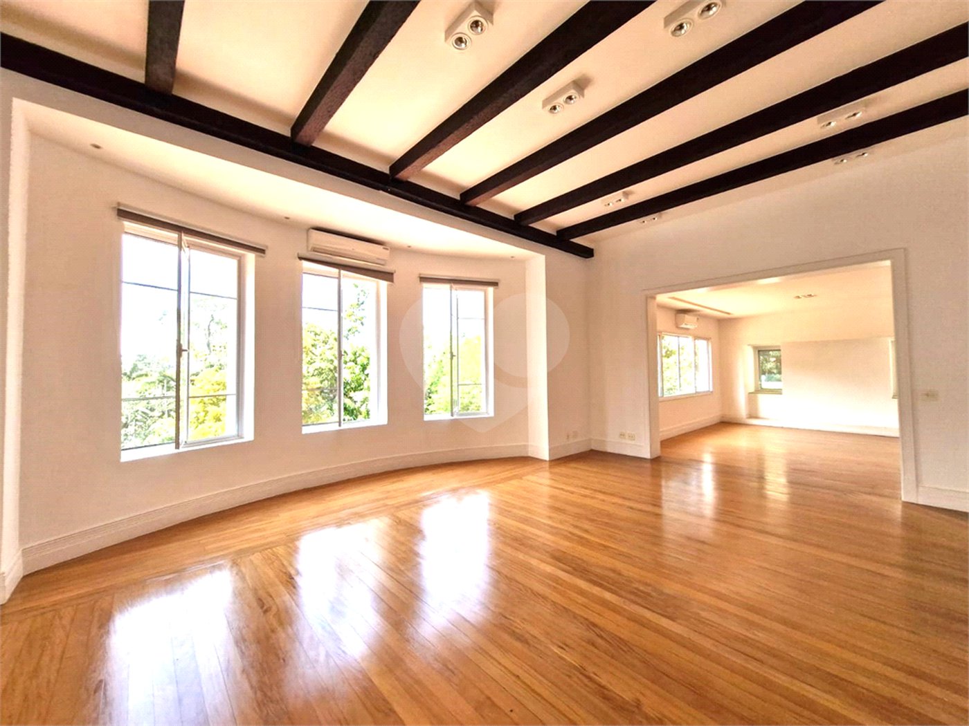 Casa à venda com 4 suítes no condomínio Chácara Flora, São Paulo - SP