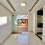 Casa à venda com 3 quartos, sendo 1 suíte, no condomínio Residencial Villa Flora, Votorantim - SP