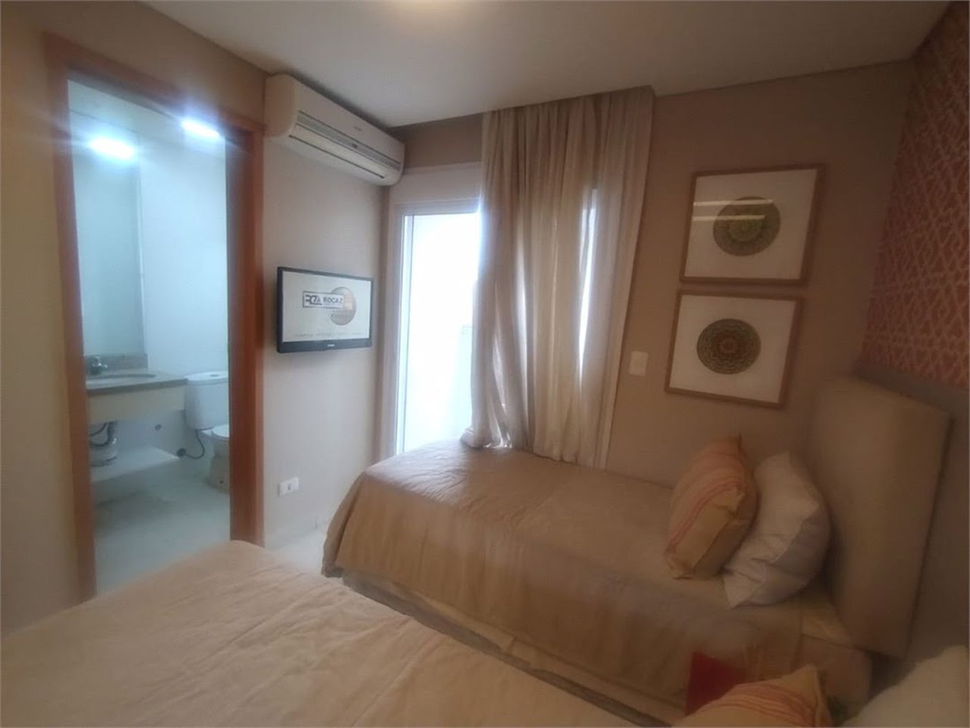 Apartamento Residencial à venda, Jardim Virginia, Guarujá - AP1301.