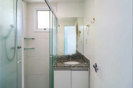 Apartamento à venda ou para alugar com 3 quartos, sendo 1 suíte,  em Vila Andrade, São Paulo, SP