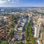Casa à venda com 3 quartos, sendo 2 suítes,  no condomínio Terras do Oriente, Valinhos - SP