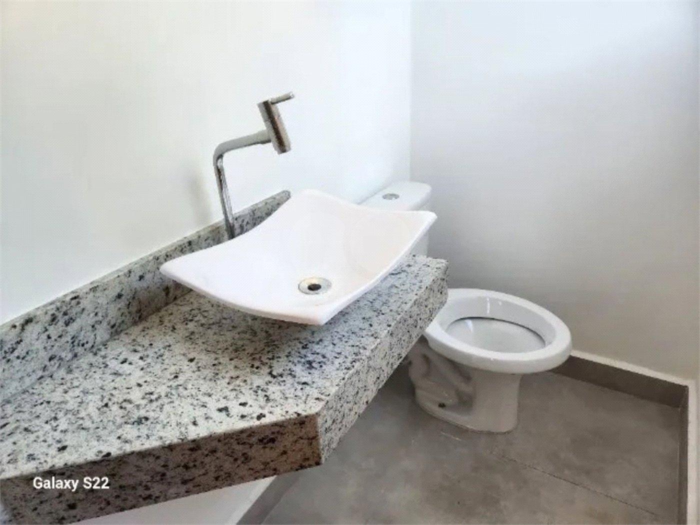Sobrado à venda com 3 quartos, sendo 1 suíte,  em Jardim Paulista, Atibaia, SP
