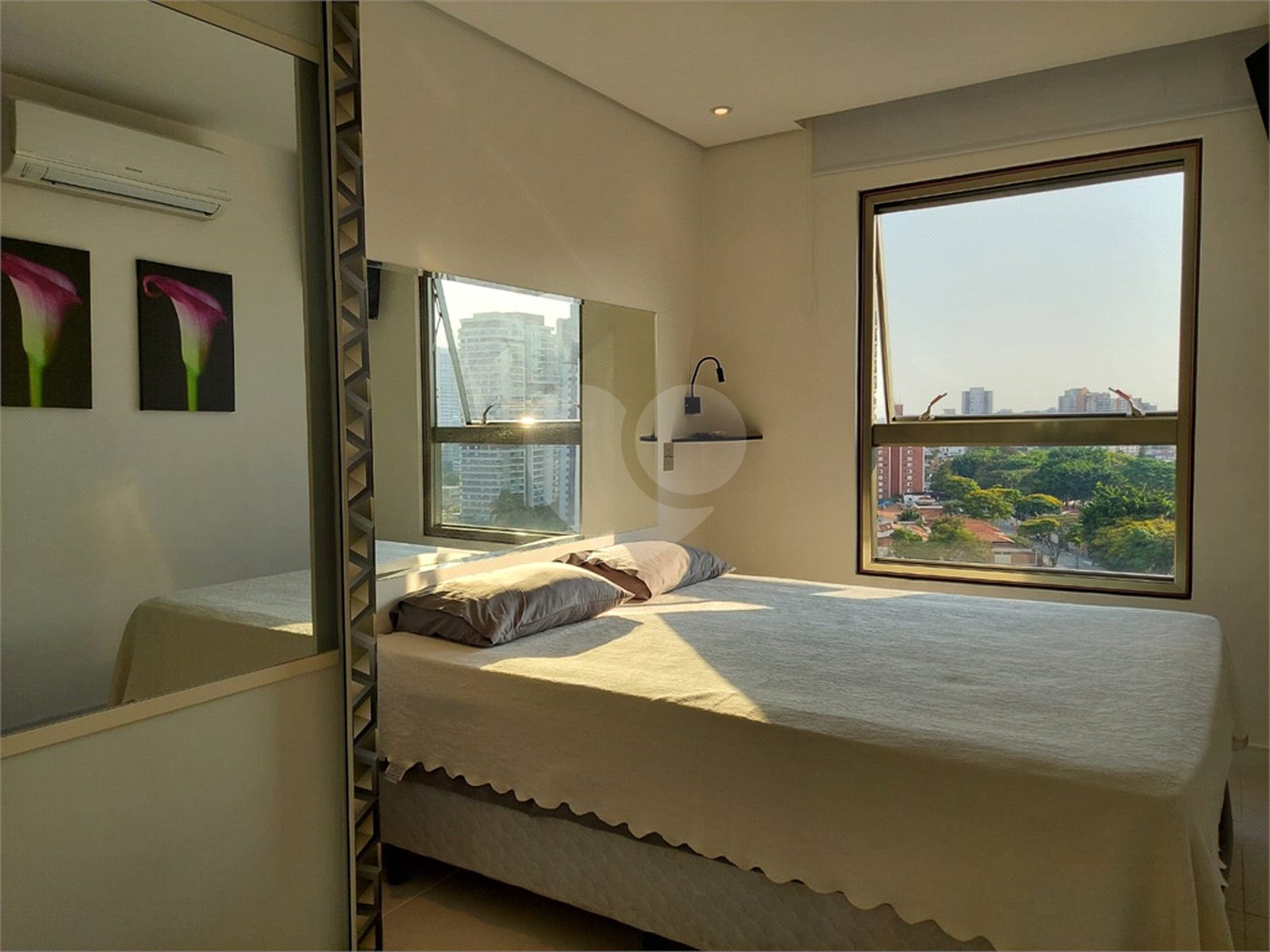 Apartamento à venda com 2 quartos, sendo 1 suíte, em Jardim das Acácias, São Paulo, SP