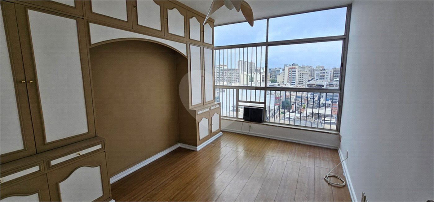 Apartamento à venda com 4 quartos, sendo 1 suíte, em Tijuca, Rio de Janeiro, RJ