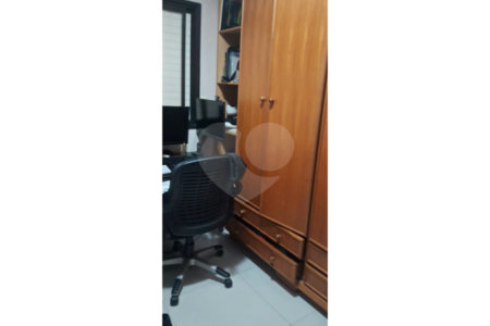 Apartamento à venda com 2 quartos em Vila Mangalot, São Paulo, SP