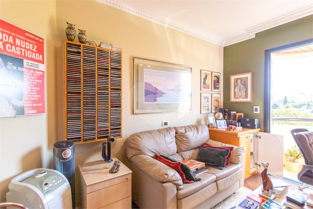 Apartamento à venda com 4 quartos, sendo 2 suítes, em Brooklin, São Paulo, SP