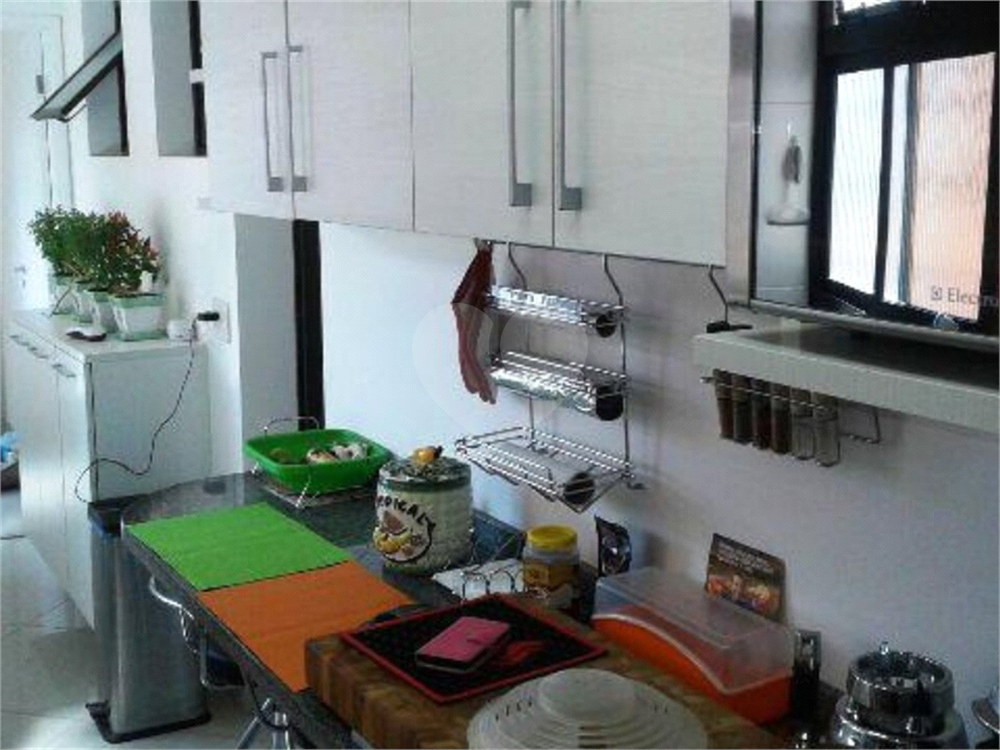 Apartamento à venda com 3 quartos, sendo 1 suíte, em Paraíso do Morumbi, São Paulo, SP
