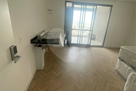 Apartamento à venda ou para alugar com 2 suítes em Jardim das Acácias, São Paulo, SP