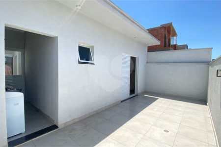 Casa à venda com 3 quartos, sendo 1 suíte, no condomínio Vila Paraty, Indaiatuba - SP