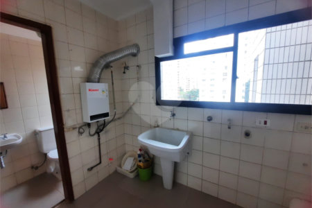 Apartamento à venda com 2 suítes em Brooklin Paulista, São Paulo, SP