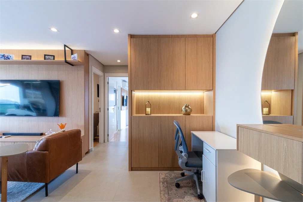 Apartamento à venda com 2 suítes em Santo Amaro, São Paulo, SP