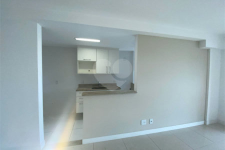 Apartamento à venda com 2 quartos, sendo 1 suíte, em Recreio dos Bandeirantes, Rio de Janeiro, RJ