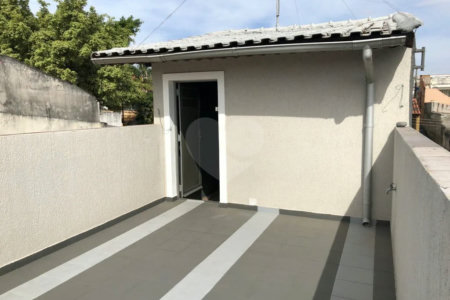 Casa à venda com 3 quartos, sendo 1 suíte,  em Vila Gustavo, São Paulo, SP
