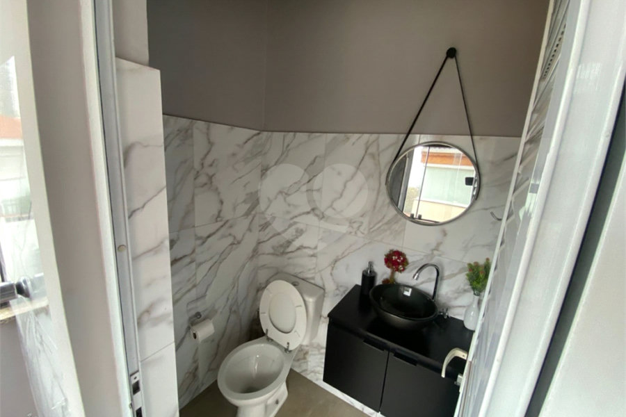 Casa à venda com 3 suítes no condomínio Belle Villle, São Paulo - SP