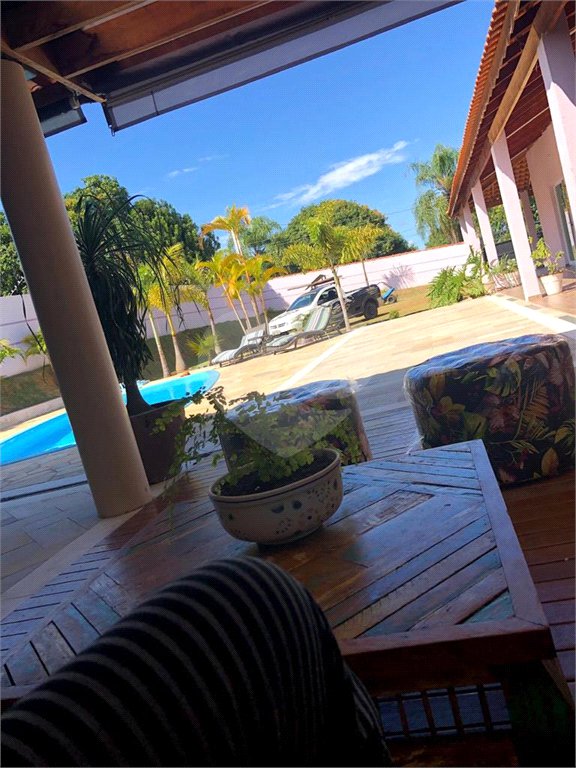 Chácara à venda com 3 quartos, sendo 1 suíte, no Centro, Araçoiaba da Serra, SP