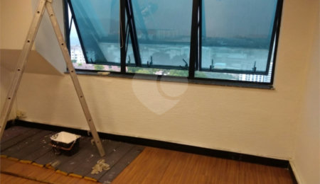 Sala à venda em Santana de Parnaíba, Santana de Parnaíba, SP
