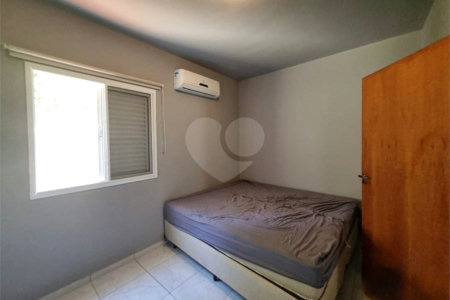Casa à venda com 2 quartos no condomínio Karolyne, Votorantim - SP