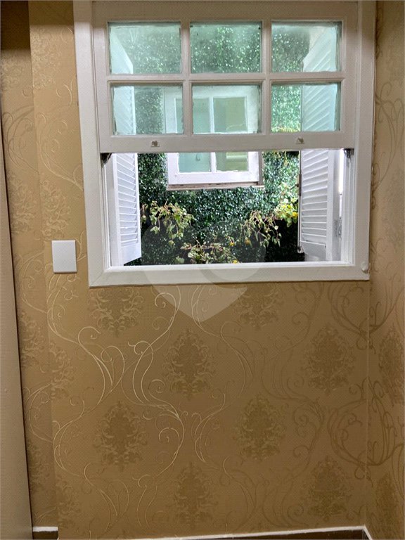 Casa de Vila à venda com 2 quartos, sendo 1 suíte,  em Silveira, Santo André, SP