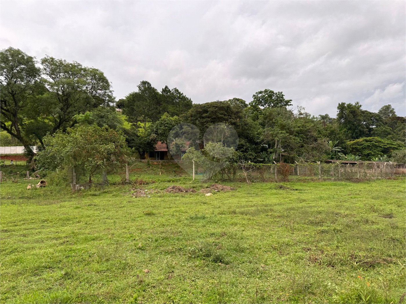 Sítio à venda com 3 quartos, sendo 2 suítes,  em Cachoeira, Atibaia, SP
