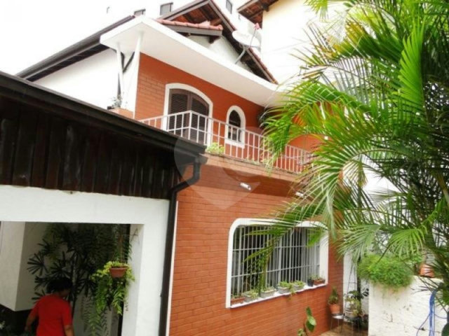 Sobrado à venda com 3 quartos em Vila Nova Cachoeirinha, São Paulo, SP