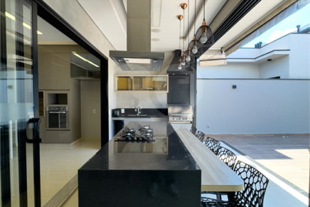 Casa à venda com 3 quartos, sendo 2 suítes, no condomínio Jardim Residencial Dona Maria José, Indaiatuba - SP