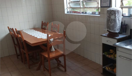 Sobrado à venda com 3 quartos, sendo 1 suíte,  em Tremembé, São Paulo, SP