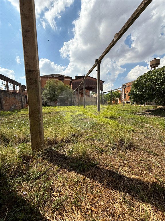 Terreno à venda em Vila Xavier (vila Xavier), Araraquara, SP