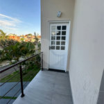 Casa à venda com 4 quartos, sendo 1 suíte,  no condomínio Jardim das Acácias, Cotia - SP