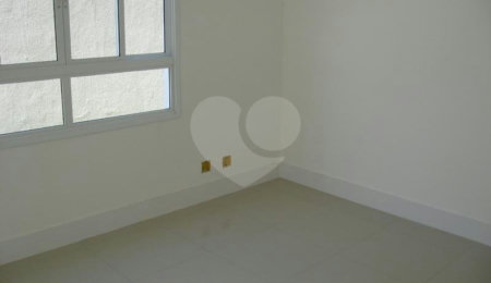 Sobrado à venda com 3 suítes em Vila Rosália, Guarulhos, SP