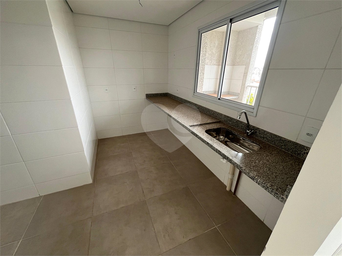 Apartamento á venda na região da Vila Prado.