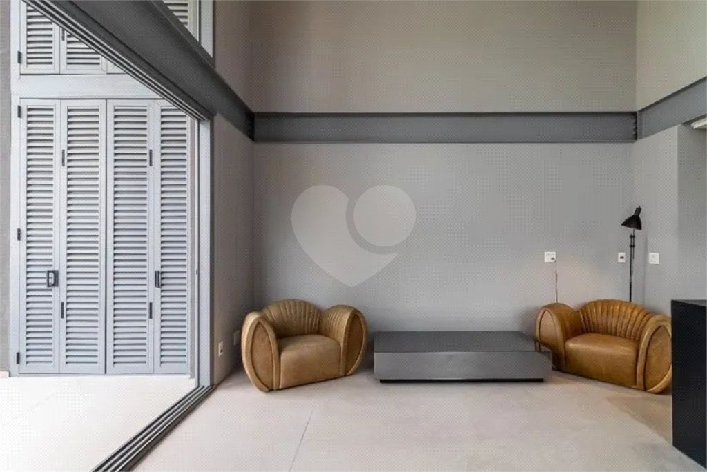 Apartamento Duplex à venda no Jardim Paulista
