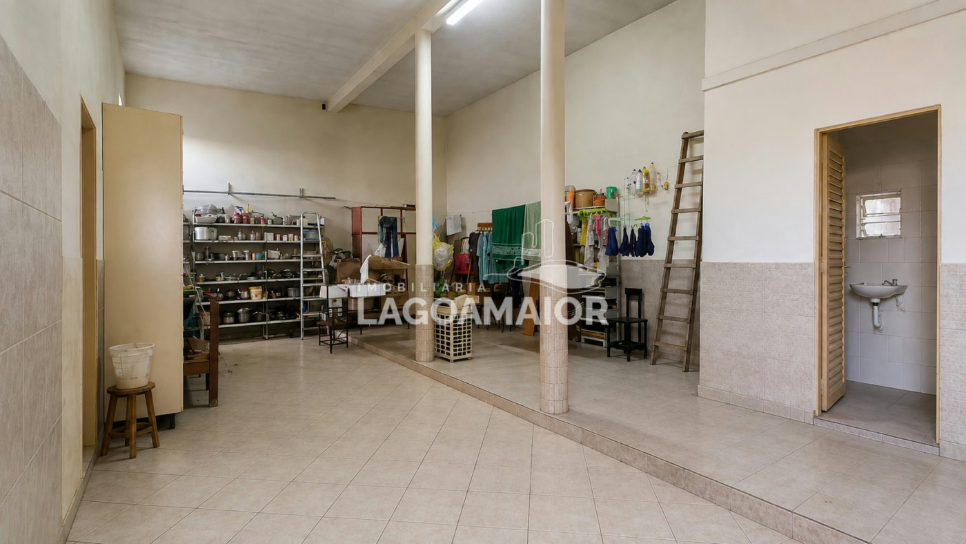 Casa à venda com 4 quartos em Nossa Senhora Aparecida, Três Lagoas - MS