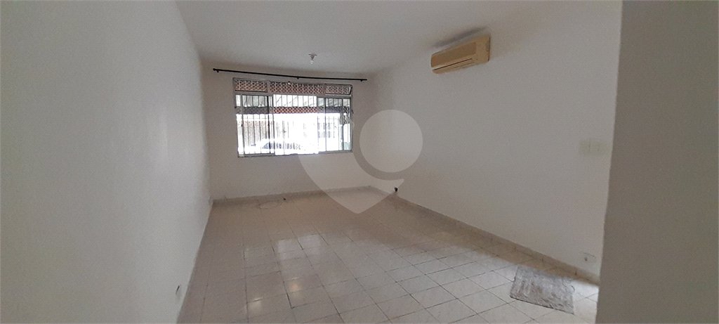Casa à venda com 3 quartos, sendo 1 suíte, em Santo Amaro, São Paulo, SP