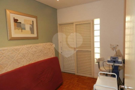 Casa de Vila à venda com 3 quartos, sendo 1 suíte, em Brooklin Novo, São Paulo, SP