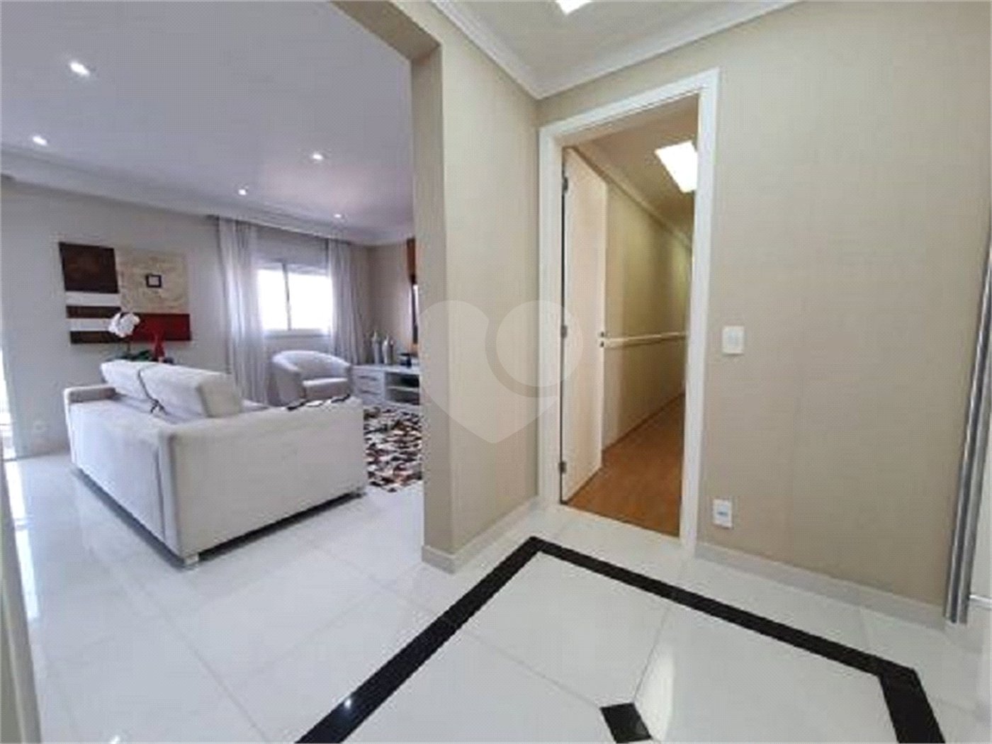 Apartamento à venda com 3 suítes em Vila Progredior, São Paulo, SP