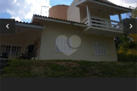Chácara à venda ou para alugar com 4 quartos, sendo 1 suíte, em Vila Omízollo, Louveira, SP